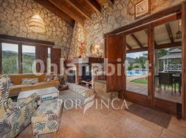 Casa (unifamiliar aïllada), 230 m², prop de bus i tren, seminou