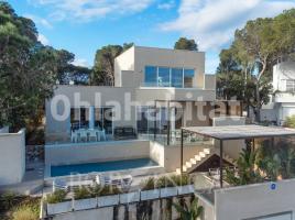 Casa (unifamiliar aïllada), 224 m², prop de bus i tren, seminou
