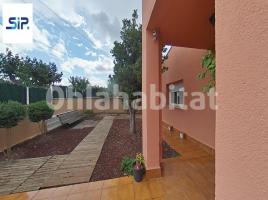 Houses (detached house), 276 m², near bus and train, almost new, Santa Fe del Penedès