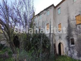 Casa (casa rural), 3000 m², prop de bus i tren
