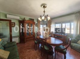 Pis, 124 m², prop de bus i tren