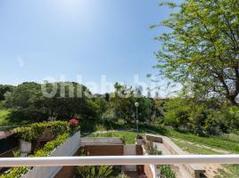 Houses (terraced house), 263 m², near bus and train