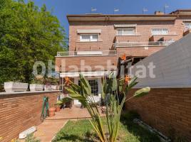 Houses (terraced house), 263 m², near bus and train