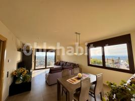 Houses (detached house), 373 m², near bus and train, almost new
