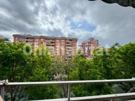 Pis, 59 m², prop de bus i tren