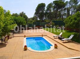 Houses (detached house), 209 m², near bus and train, Santa Coloma Residencial
