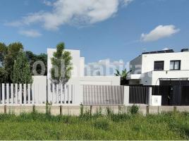Houses (detached house), 222 m², near bus and train, new, Fornells Parc
