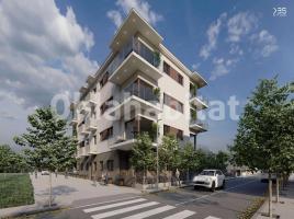 Pis, 91.95 m², près de bus et de train, nouveau