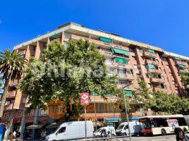 Pis, 102 m², prop de bus i tren, Calle de Guipúscoa