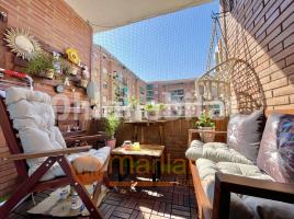 Pis, 102 m², prop de bus i tren, Calle de Guipúscoa