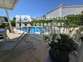 Casa (unifamiliar adosada), 139 m², Zona