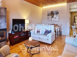 Dúplex, 151 m², cerca de bus y tren