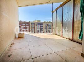 Pis, 62 m², prop bus i metro, Calle d'Olesa