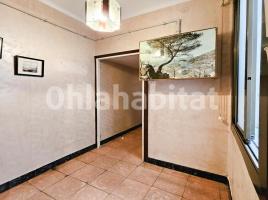 Pis, 62 m², prop bus i metro, Calle d'Olesa