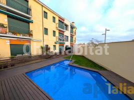 Apartamento, 72 m², seminuevo, Calle del Pedró, 10