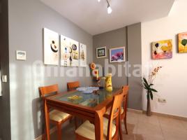  (unifamiliar adossada), 199 m², presque neuf, Vía Augusta