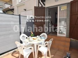 Houses (terraced house), 59 m², Zona