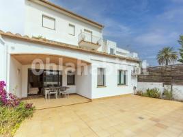 Apartamento, 142 m², seminuevo, Zona