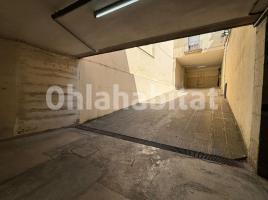 , 12 m², Calle MONTSERRAT, 1