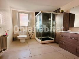 Pis, 102 m², près de bus et de train, Calle de Teodor Lacalle