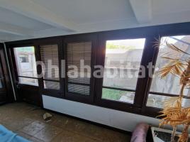 Propiedad vertical, 510 m², cerca de bus y tren, Calle del Nord
