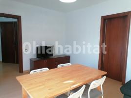 Flat, 88 m², near bus and train
