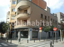 Piso, 138 m², cerca de bus y tren, Calle de Sant Isidre