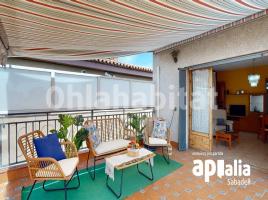 Casa (chalet / torre), 226 m², cerca de bus y tren