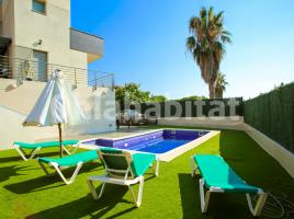 Alquiler Casa (unifamiliar aislada), 356 m², seminuevo