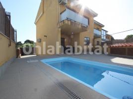 Houses (terraced house), 150 m², almost new, Calle Llastres