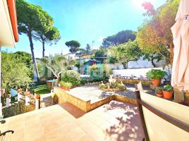 Casa (chalet / torre), 219 m²