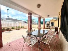  (unifamiliar adossada), 87 m², presque neuf, Zona