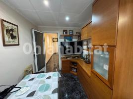 Pis, 61 m², prop de bus i tren, Calle d'Irlanda