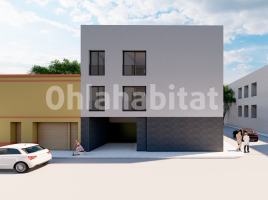 Pis, 68600 m², près de bus et de train, Calle d'Artur Costa, 25