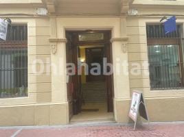 Louer , 150 m², Zona
