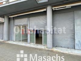 Local comercial, 74 m², Zona