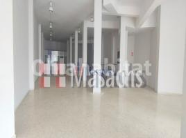 Local comercial, 253 m², Zona