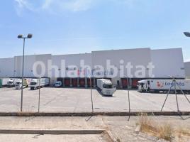 Nau industrial, 47400 m², Zona