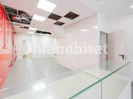 Propietat vertical, 310 m², prop de bus i tren, Paseo de Francesc Macià