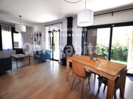 Casa (unifamiliar adosada), 184 m², Zona