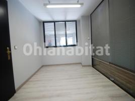 For rent business premises, 56 m², La Salut