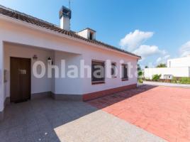 Casa (unifamiliar aislada), 219 m², cerca de bus y tren