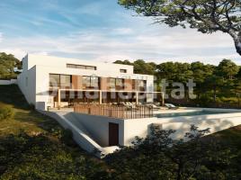 Houses (detached house), 491 m², near bus and train, new