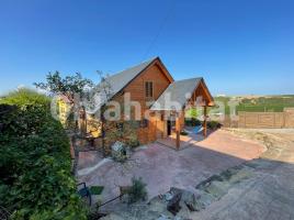 Casa (unifamiliar aislada), 150 m², cerca de bus y tren, seminuevo