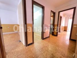 Piso, 74 m², cerca de bus y tren