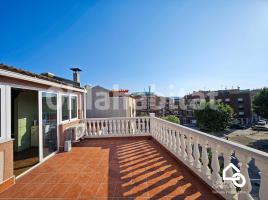 Flat, 102 m², near bus and train
