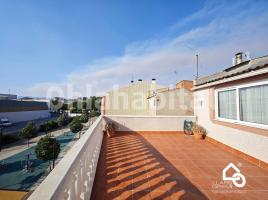 Flat, 102 m², near bus and train