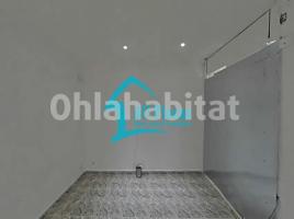 Flat, 60 m², near bus and train