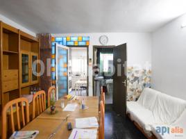  (unifamiliar aïllada), 299 m², près de bus et de train