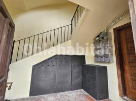 Piso, 57 m², cerca de bus y tren